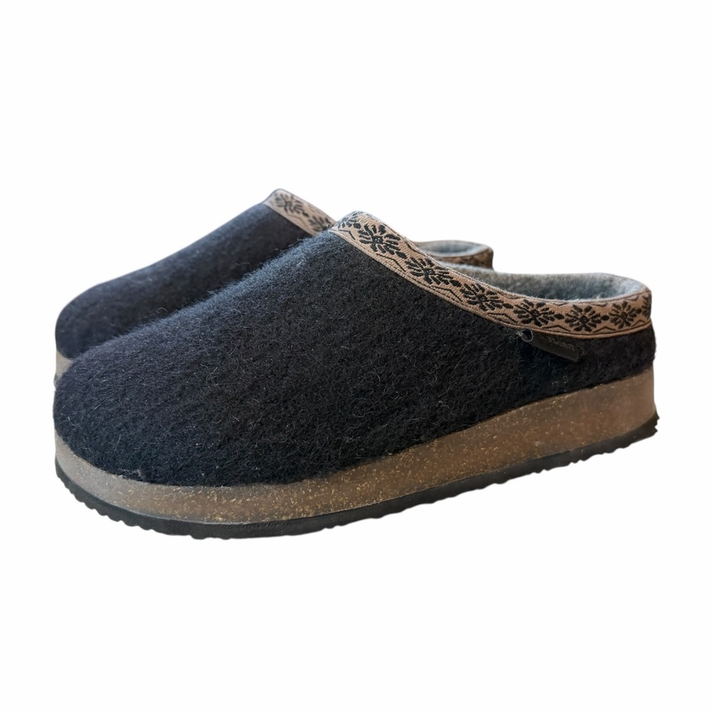 LL Bean Women's Grey Wool Felt Clogs Slippers Size 7 Medium Cozy Warm 301149 - Picture 3 of 8